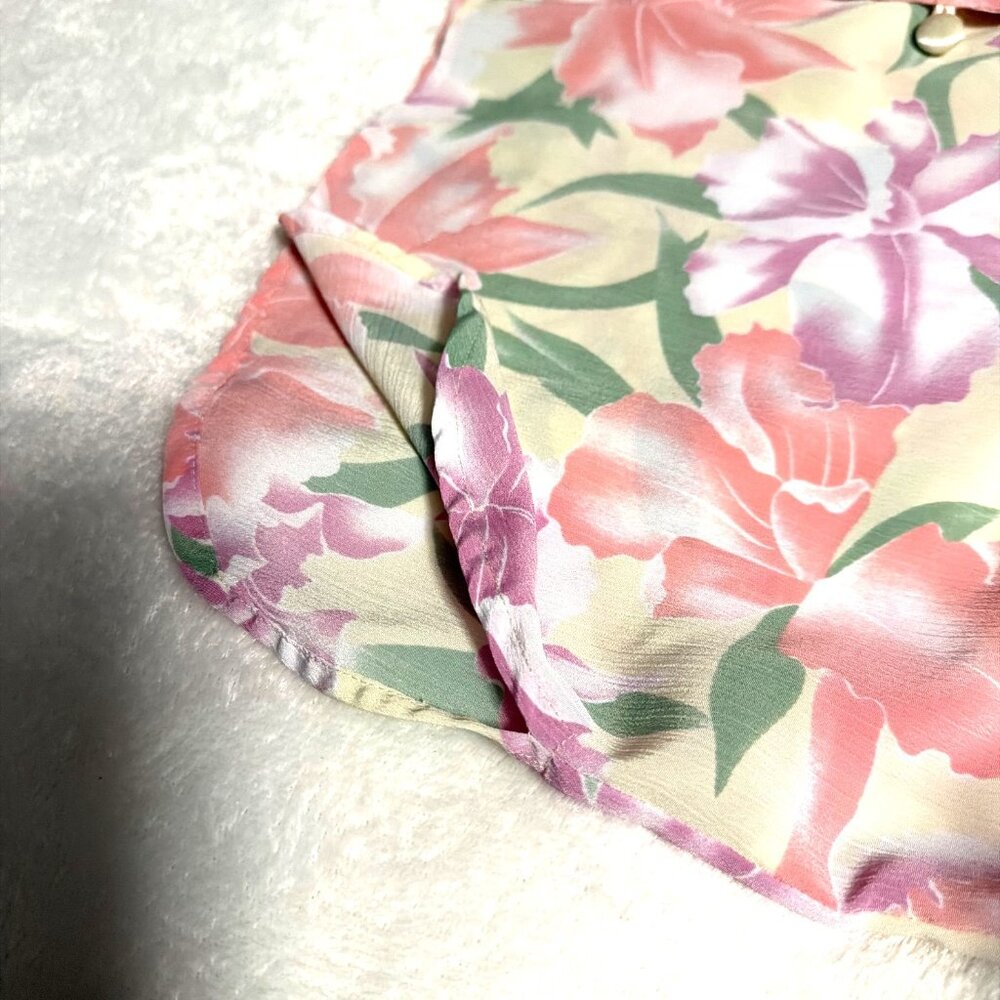 VTG Victorias Secret Floral Satin Pajama Top M/L Short Sleeve Button Front - Picture 5 of 6